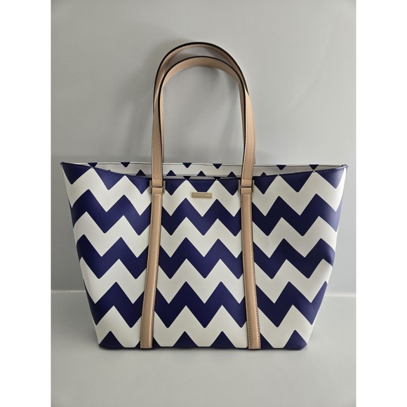 kate spade new york Handbags - Kate Spade New York South of the Border Medium Harmony Tote Bag